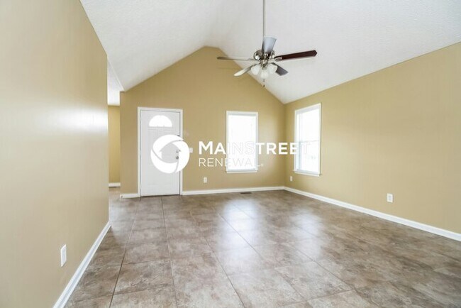 Building Photo - 3 Bedroom Pet-Friendly Home in La Vergne, TN with Main Street Renewal