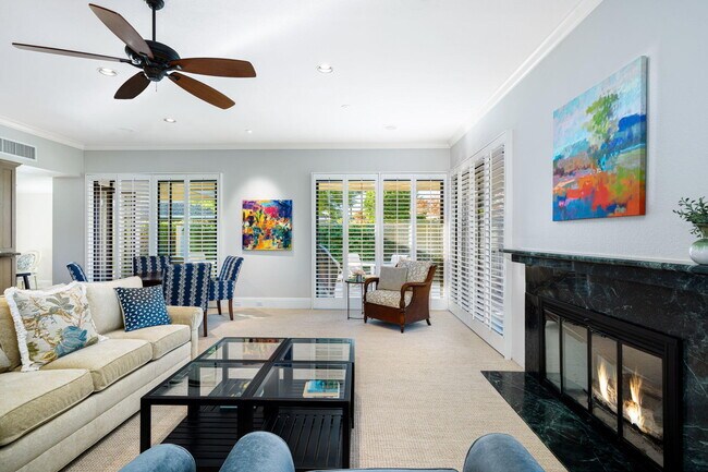 Building Photo - 6 Oxford Ct