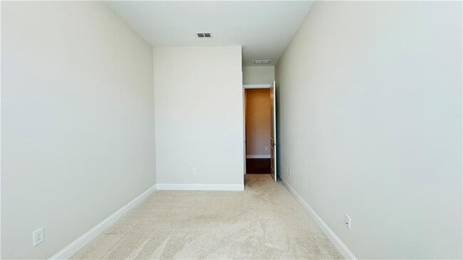 Building Photo - 205 Prairie Ln