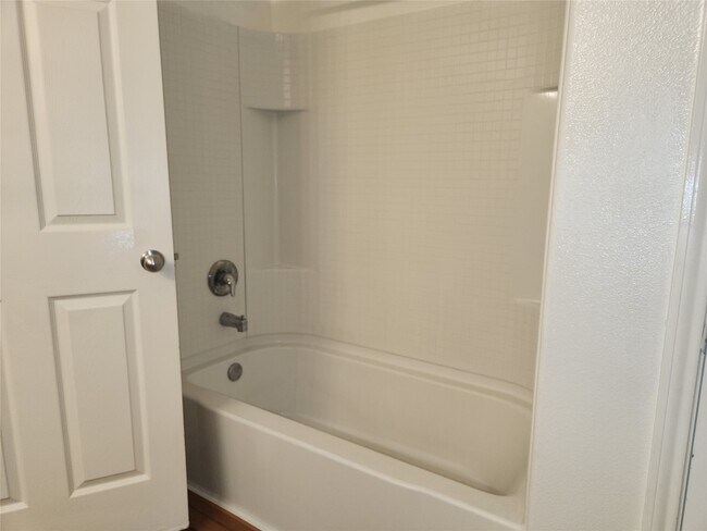 Building Photo - 303 Pine Mist Ln