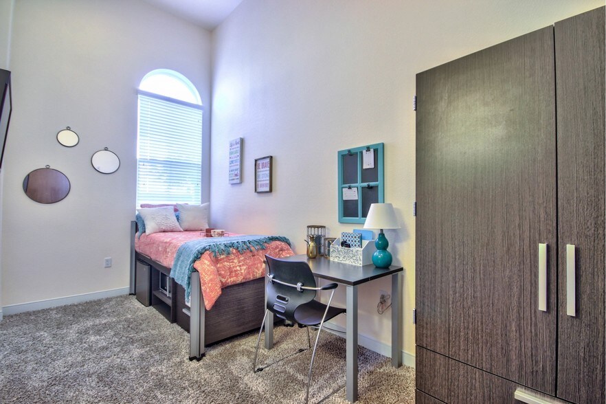 The Essential 5595 Lindo Paseo San Diego CA 92115 Apartment Finder