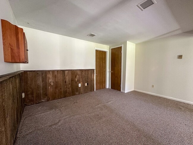 Building Photo - 52 Currier Way