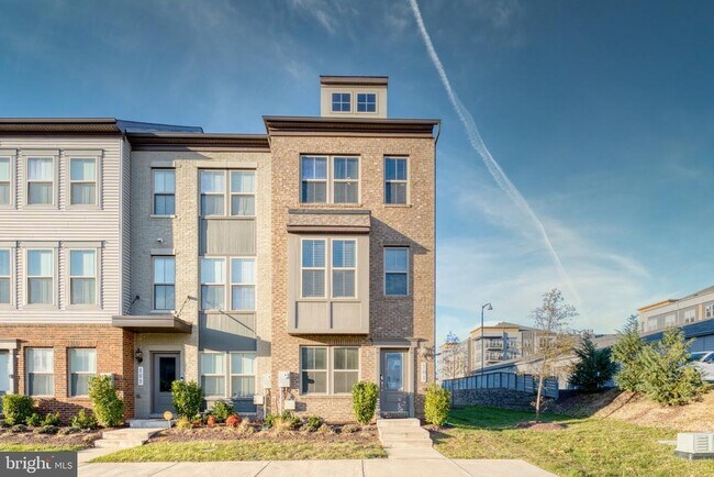 Building Photo - 101 Capital Ct