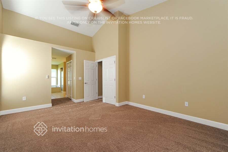Building Photo - 4526 Windsor Ct E
