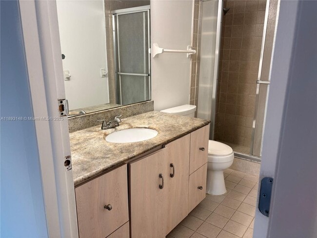 Building Photo - 4172 Inverrary Dr