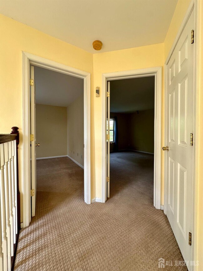 Building Photo - 435 Meade Ct