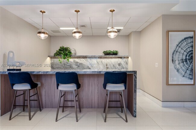 Building Photo - 888 Brickell Key Dr