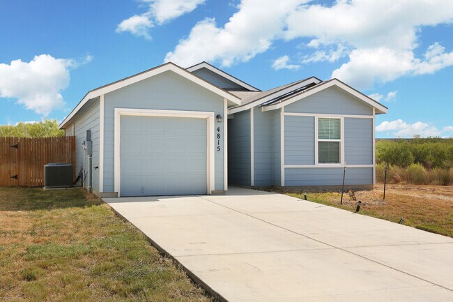 Building Photo - 4815 Tusler Park