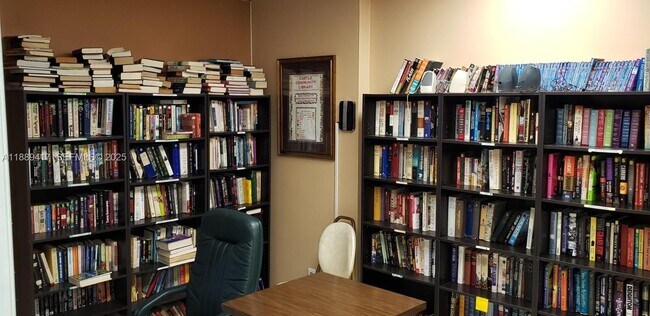 Building Photo - 4740 NW 21st St