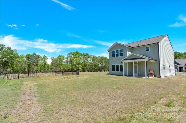 Building Photo - 207 Aspire Cir