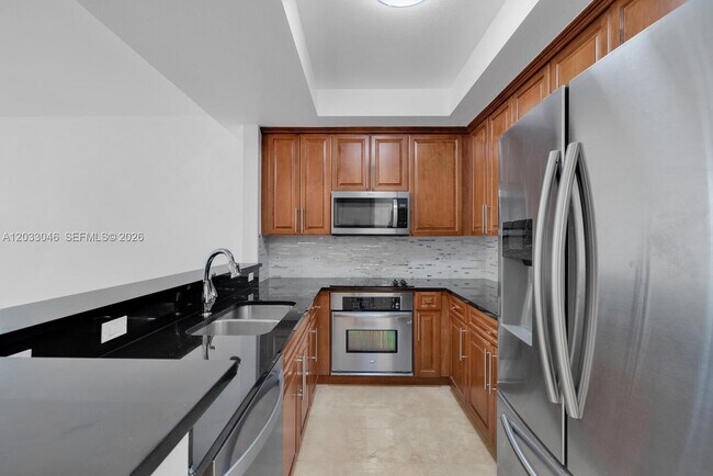 Building Photo - 1650 Galiano St