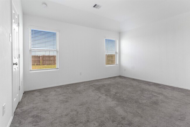 Building Photo - 8706 Wooster Trails Dr