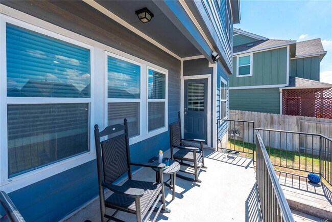 Building Photo - 153 Wind Flower Ln