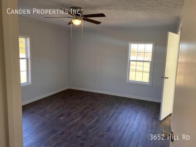 Building Photo - 3652 Hill Rd