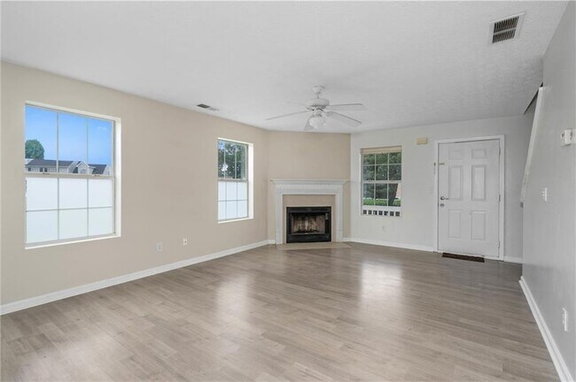 Building Photo - 57 Inverness Trce