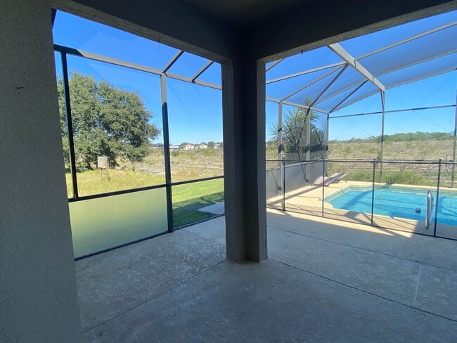 Building Photo - Pool Home for Rent