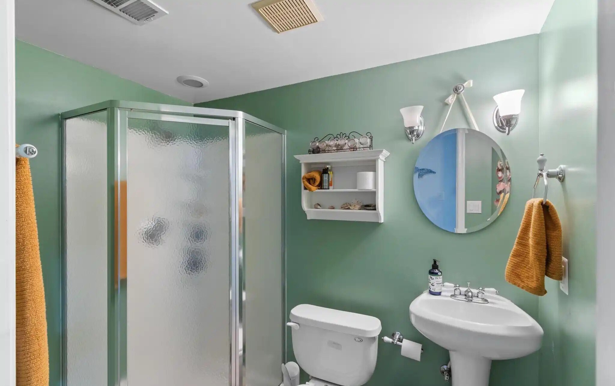 Building Photo - 6 Beau Ridge Dr