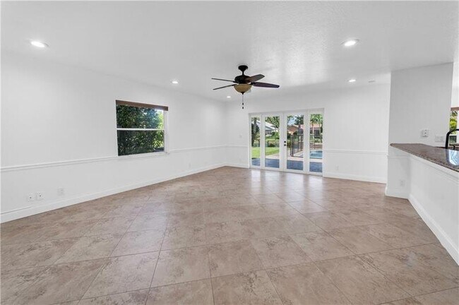 Building Photo - 9144 NW 43rd Ct