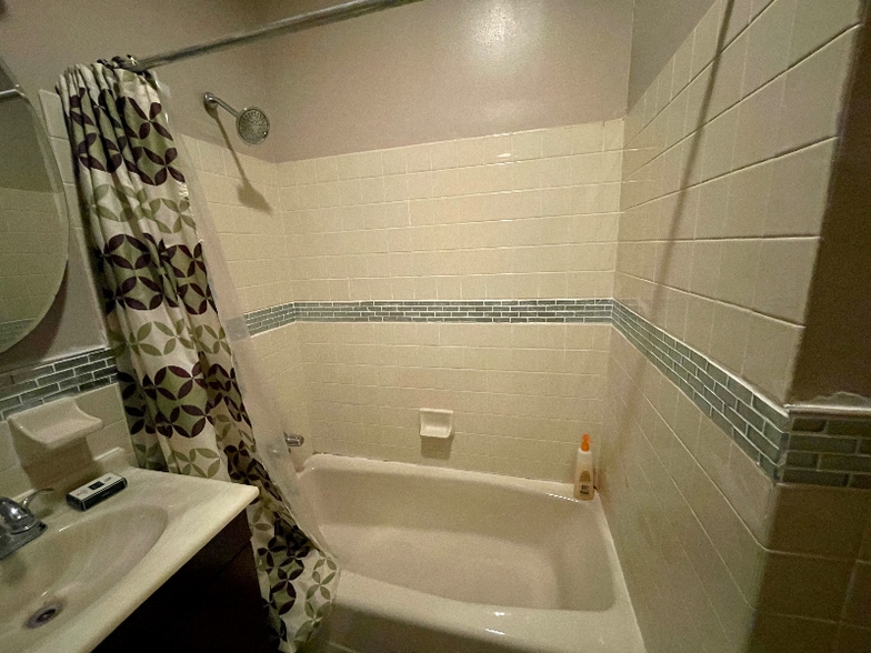 Building Photo - 146 W 132nd St