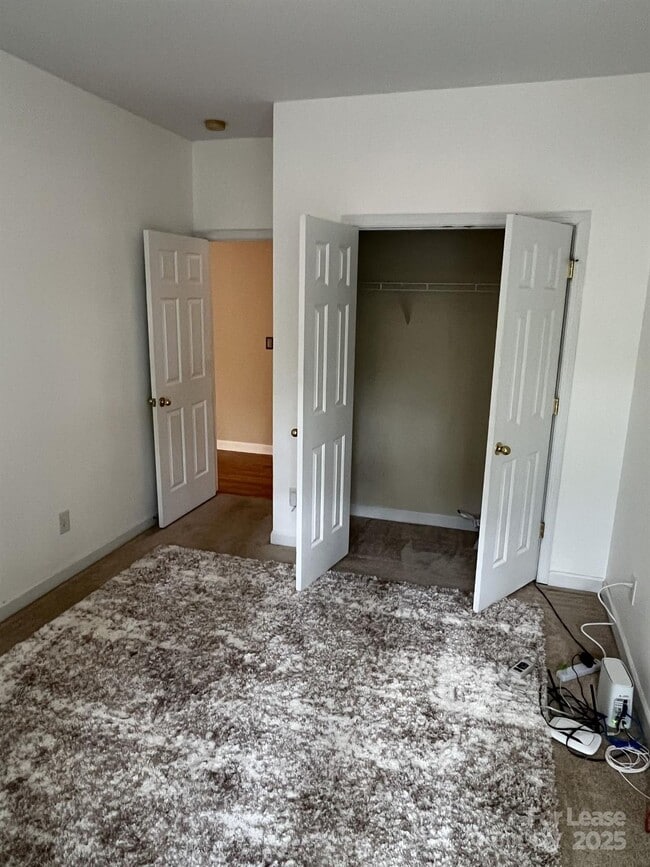 Building Photo - 8619 Delamere Ln