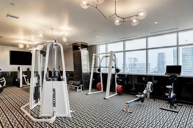 Building Photo - 4521 San Felipe St