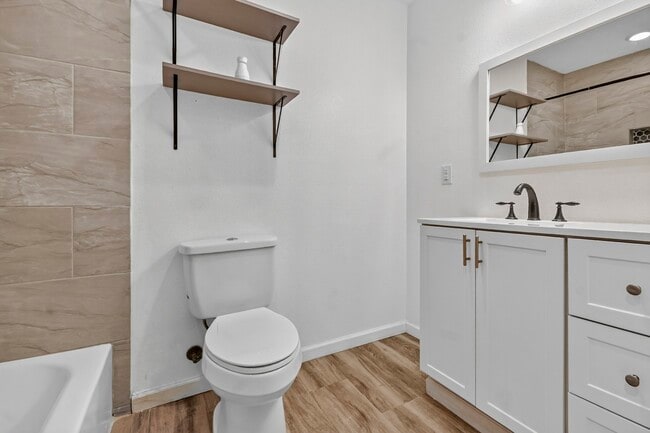 Building Photo - 4530 Stanford Ct