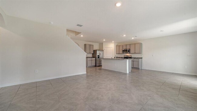 Building Photo - 12728 Lateral Root Dr