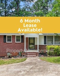 Building Photo - 304 Robin Hood Rd