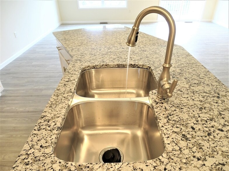 Building Photo - 349 Cedar Holw