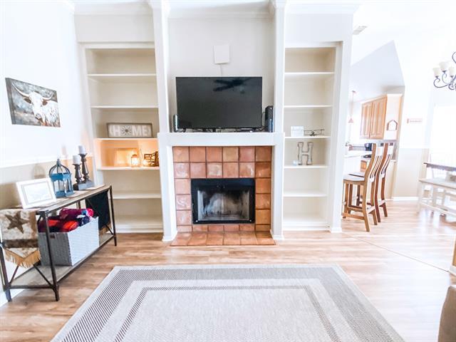 Building Photo - 813 Irene St