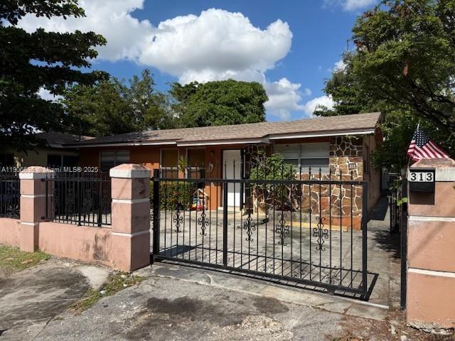 Building Photo - 311 NE 57th St