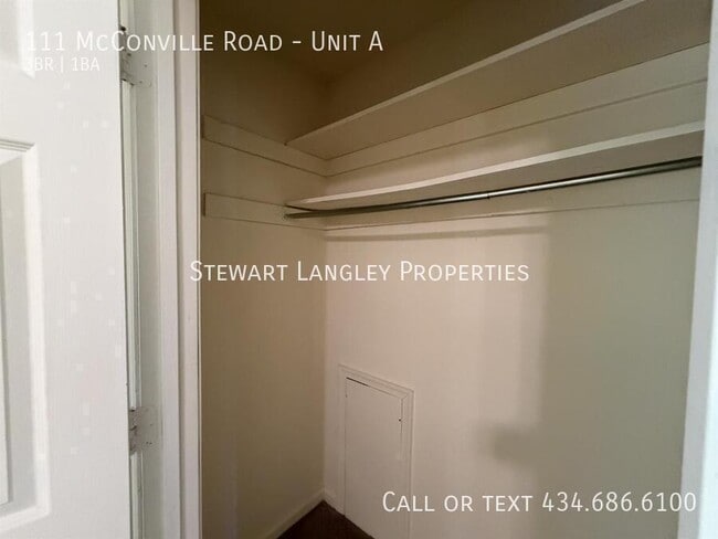 Building Photo - 111 McConville Rd