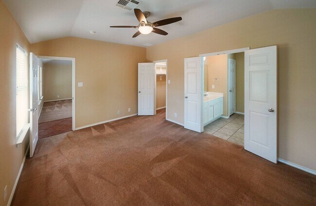 Building Photo - Cozy Home in Cibolo Valley Ranch Now Available - Realtor Commission: $500