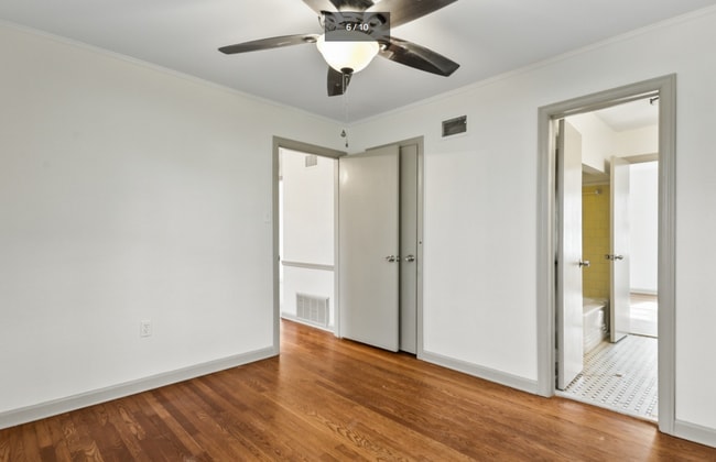 Building Photo - 236 E 60th St