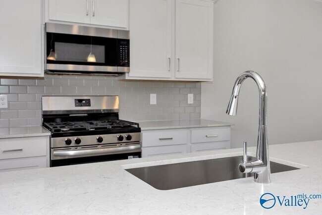 Building Photo - 23354 Worcester Ln