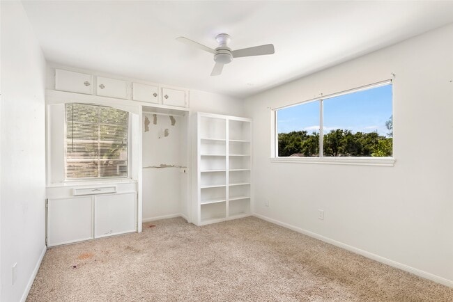 Building Photo - 3602 Ridgeview Dr