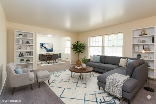 Building Photo - 4449 E 107th St