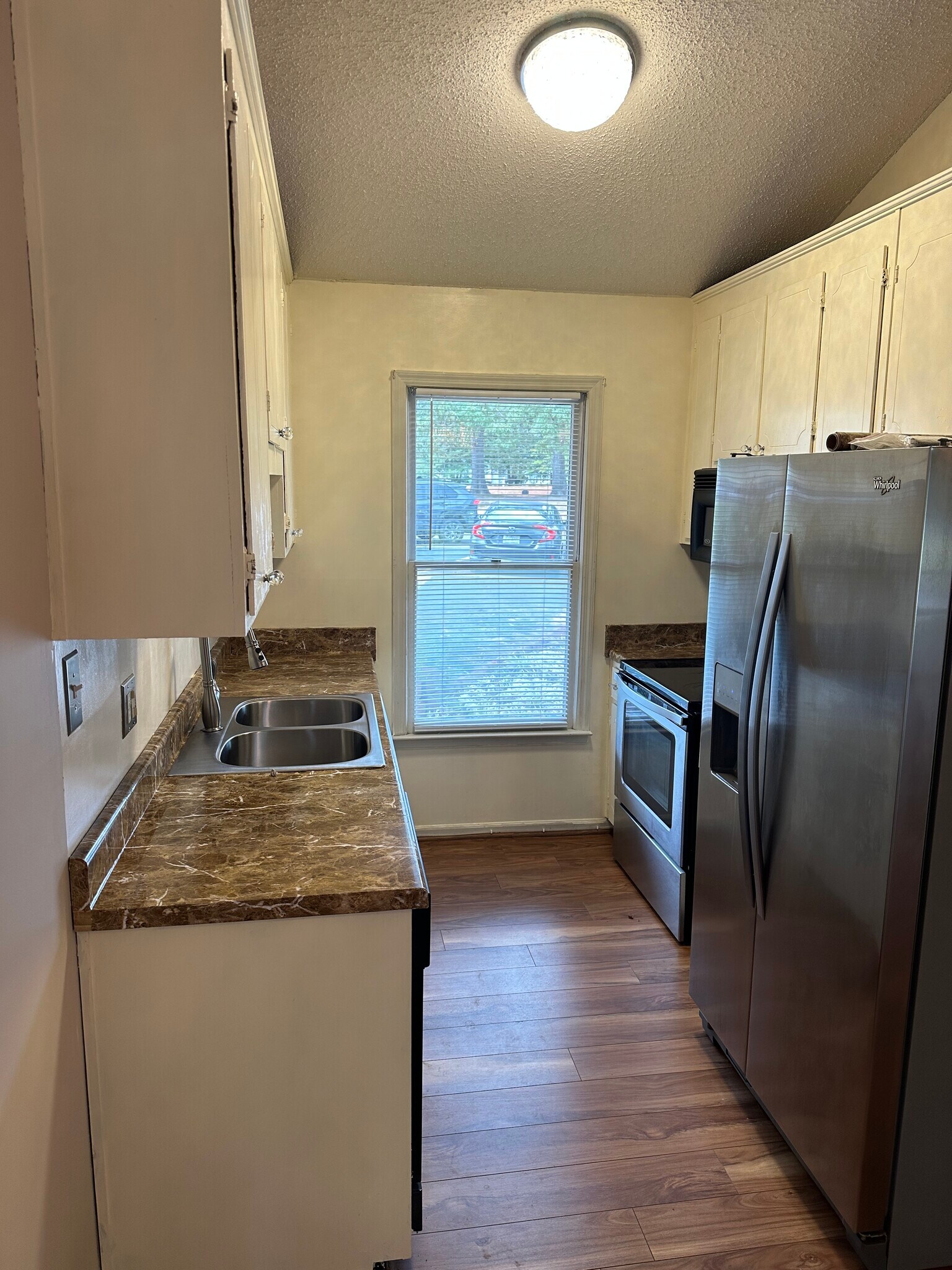 Building Photo - 2501 Saint Christopher Cir SW