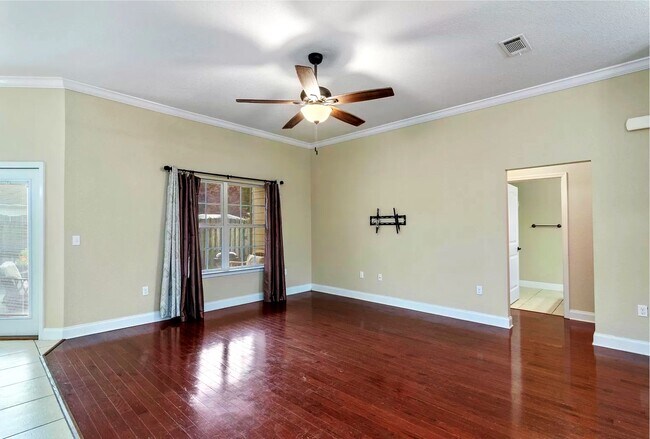 Building Photo - 4610 Hermosa Rd