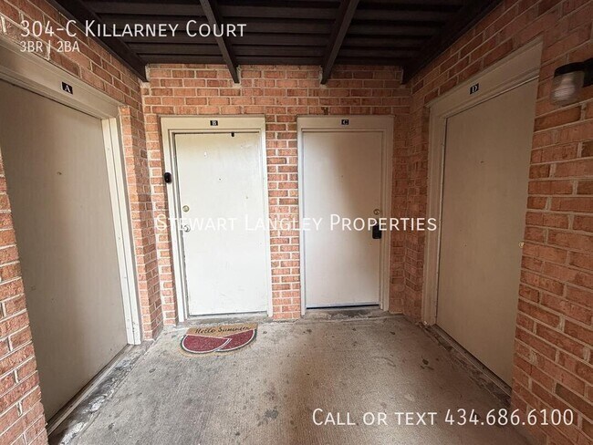 Building Photo - 304-C Killarney Court-