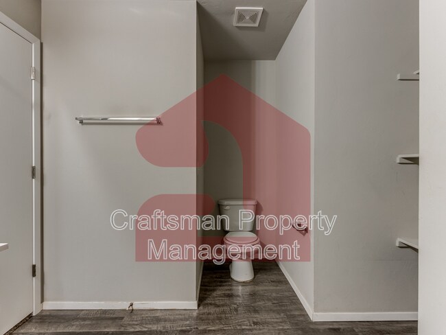 Building Photo - 1865 Jack Rabbit Ln