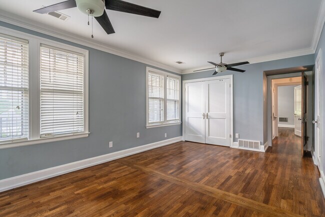 Building Photo - 1876 Crump Ave