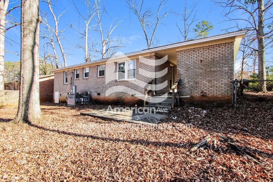 Building Photo - 209 Biddle Rd