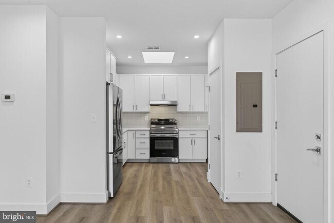 Building Photo - 117 N 21st St