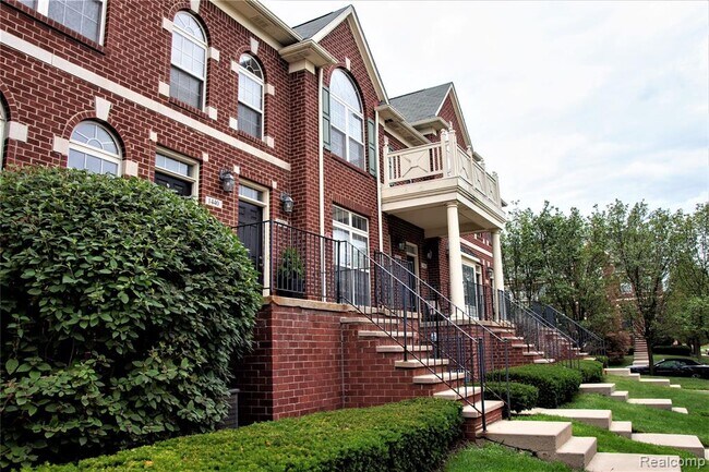 Primary Photo - 1446 Raliegh Pl
