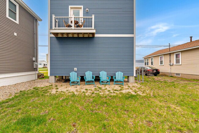 Building Photo - 74 Island Path