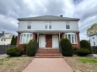 Building Photo - 182 Ash St