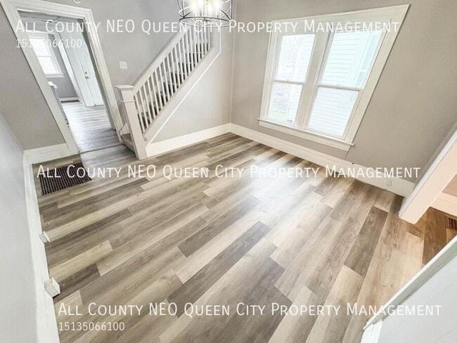 Building Photo - 227 Pleasant Ave