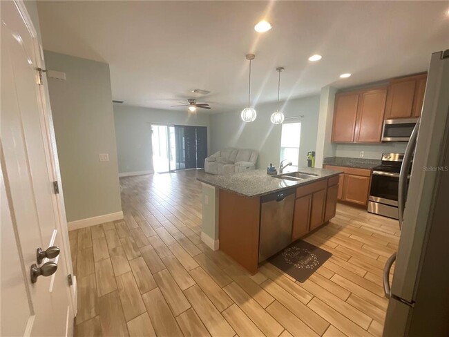 Building Photo - 878 Benjamin Trail