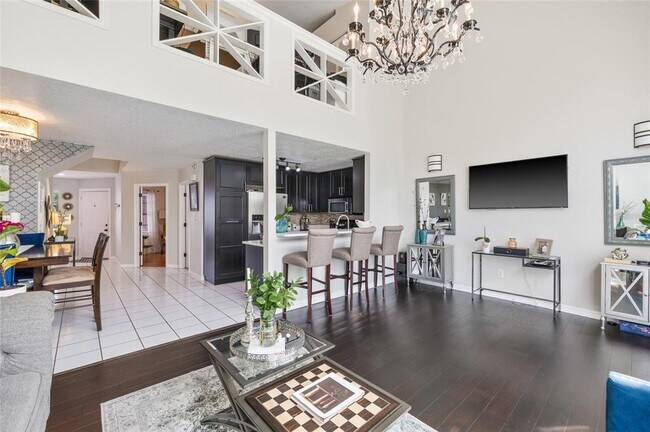 Building Photo - 4265 Brentwood Park Cir